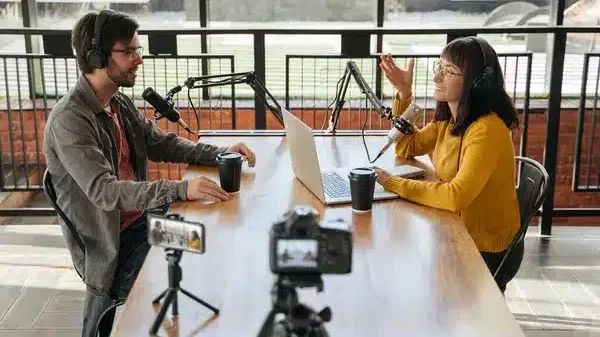 Rise of podcasts over blogs